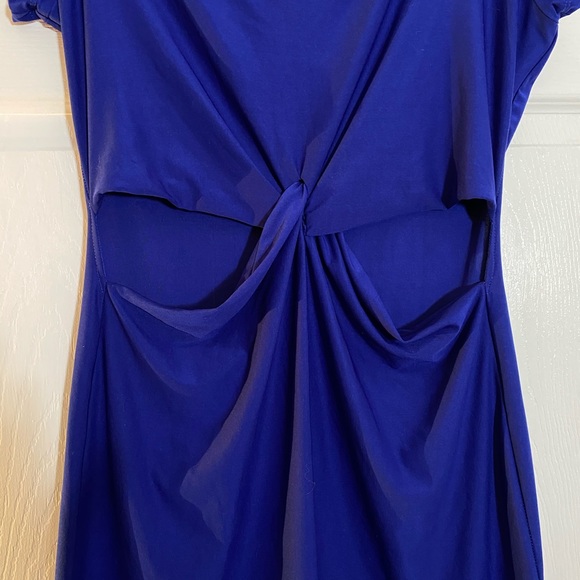 Royal blue body-con dress with cutouts - Picture 3 of 5